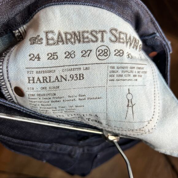 Earnest Sewn Dash Wash Low Rise Harlan Cigarette Leg Denim Jeans Size 28 - Picture 7 of 7